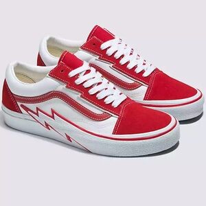 Old Skool Vans Bolt Red and White womens size 8.5 and men’s size 7.